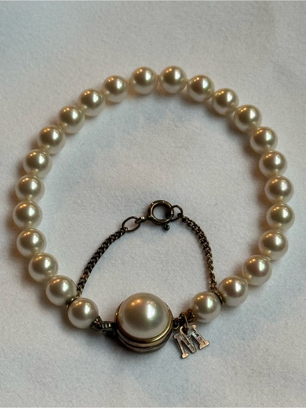 Genuine vintage Majorica bracelet, manmade organic pearls. 7.5 inches open